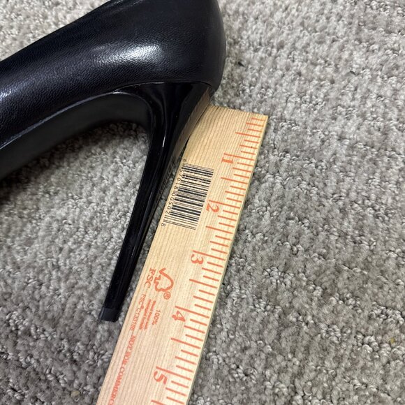 Guess Heels Black Leather Peep Toe Women's Size 7.5 - Picture 12 of 12